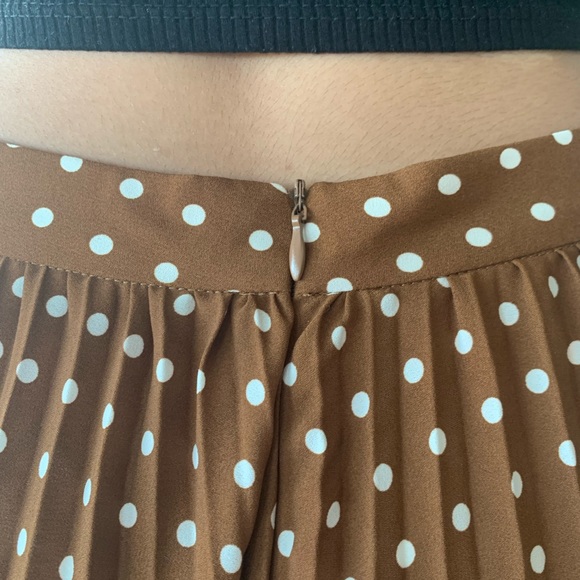 Zara Dotted Skirt - Picture 4 of 4